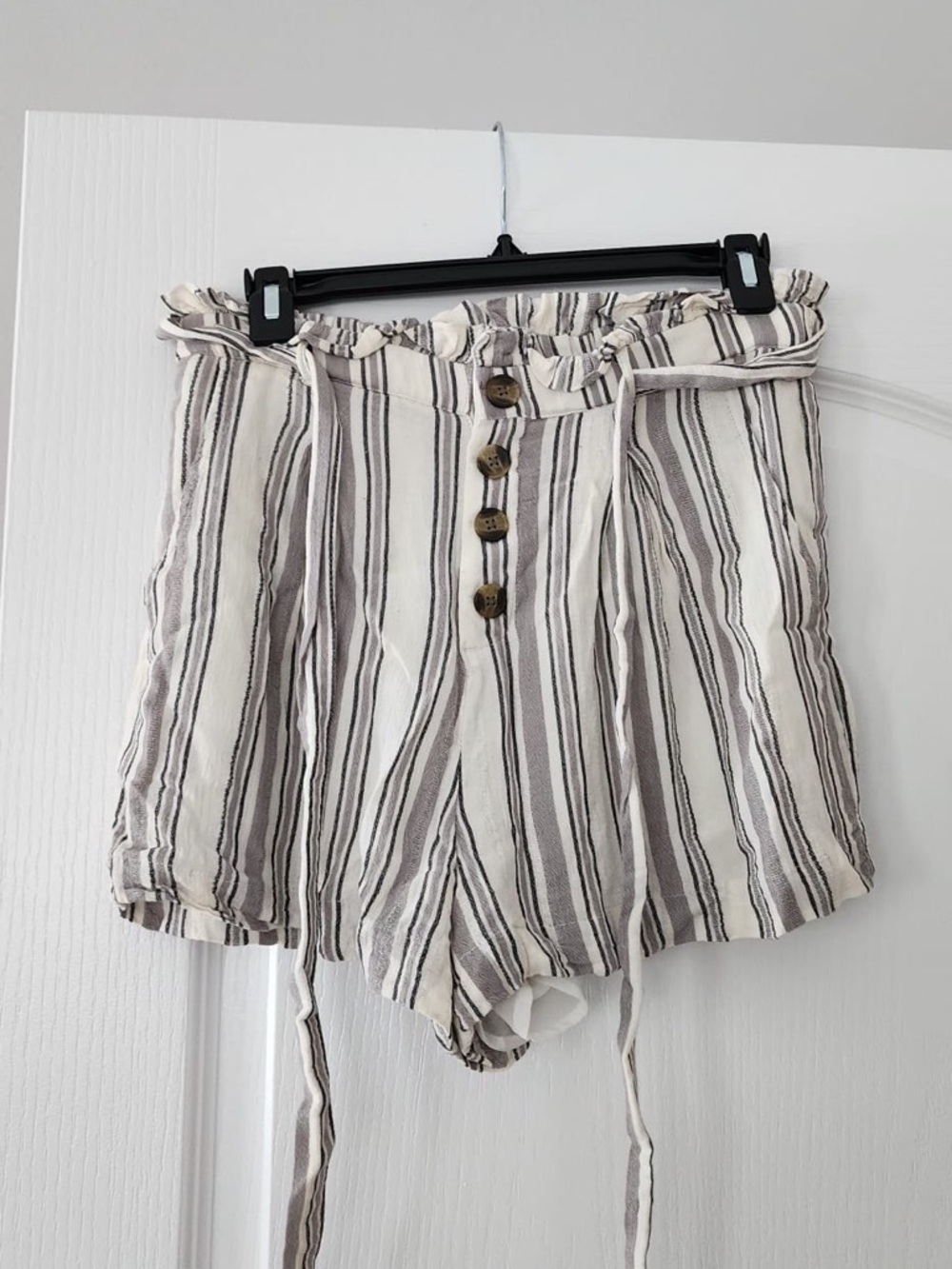 American Eagle Striped Paperbag Shorts
